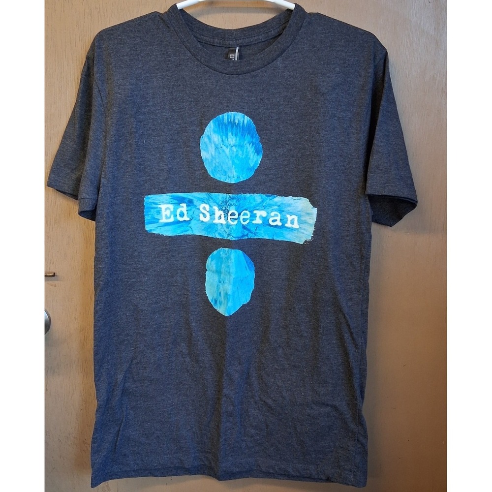 Ed‎ Sheeran DIVIDE Tour 2018 Concert T-Shirt Medium Black Philadelphia Venue EUC